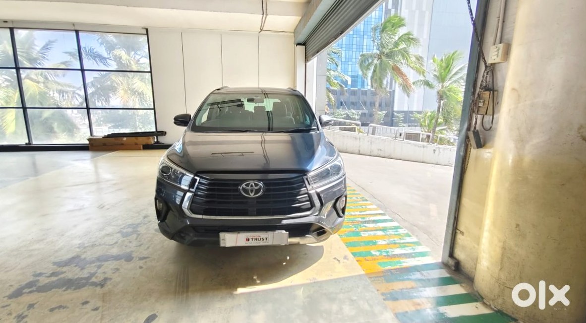 Toyota Innova Crysta 2014 Diesel Manual