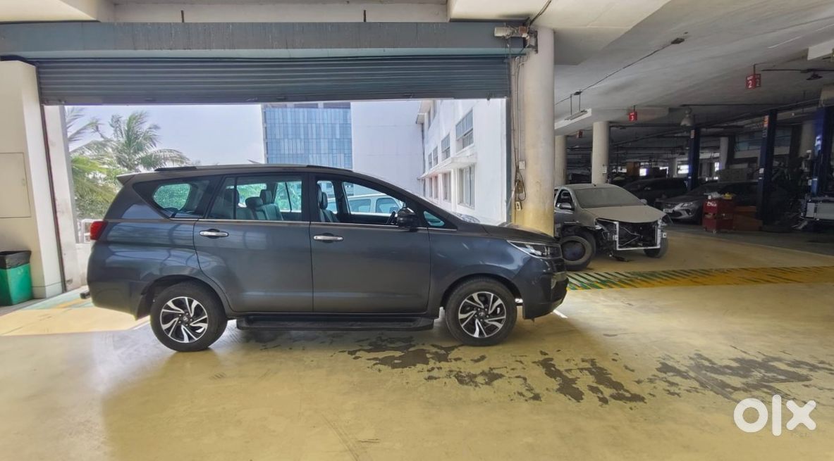 Toyota Innova Crysta 2014 Diesel Manual