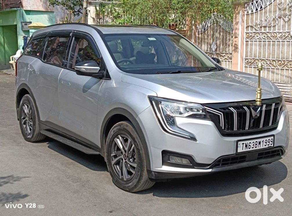 2024 Mahindra Xuv700 Cng Automatic - Rarely Driven