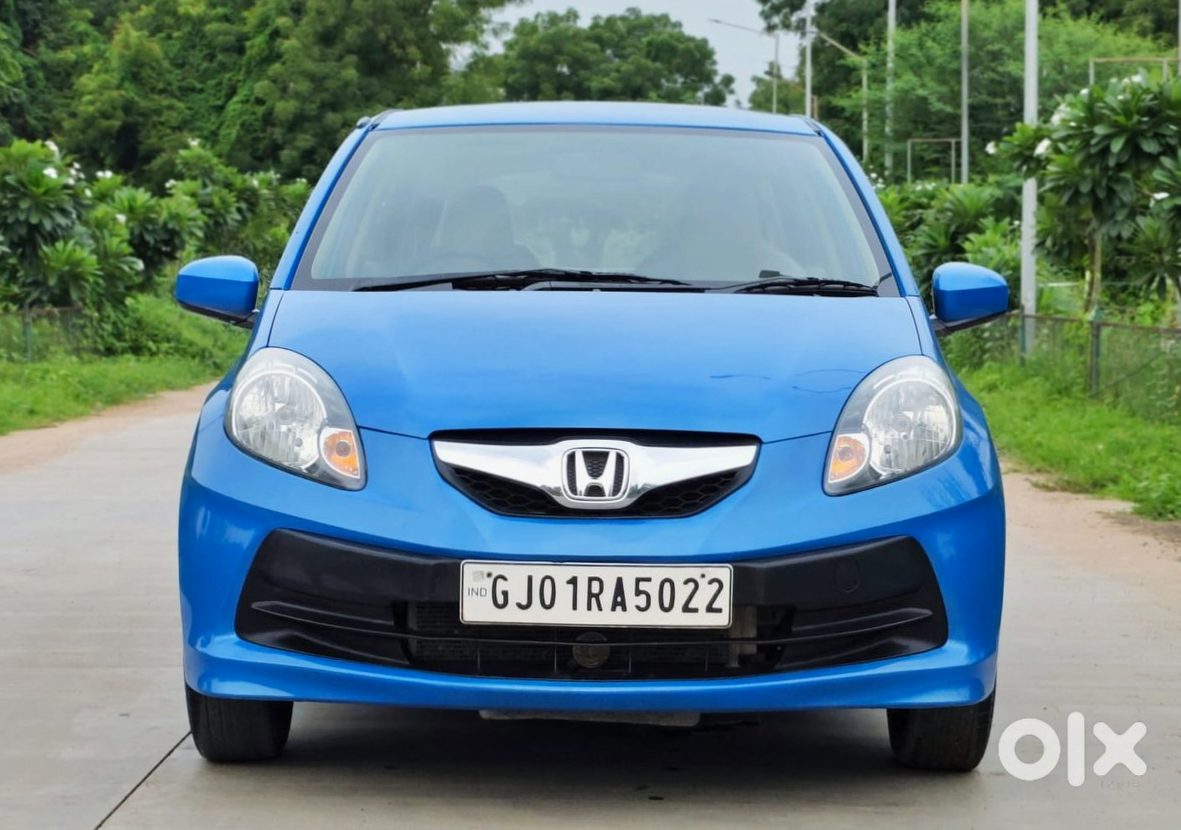 Honda Brio 2016 - Family Car