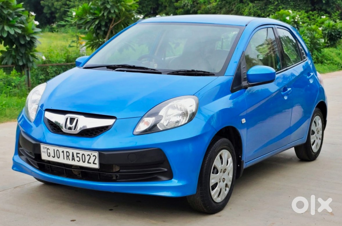 Honda Brio 2016 - Family Car