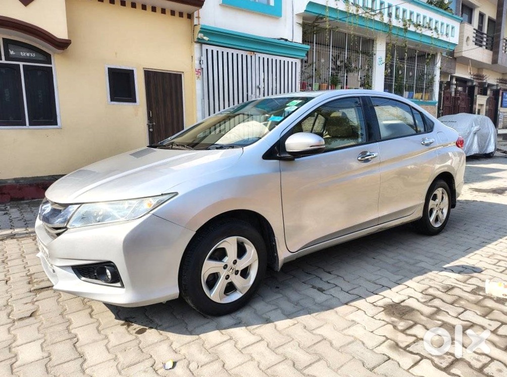 Honda City 2025 - Shifting Abroad Soon