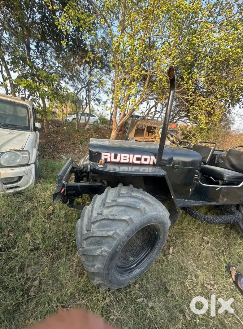 2020 Mahindra Jeep - Automatic