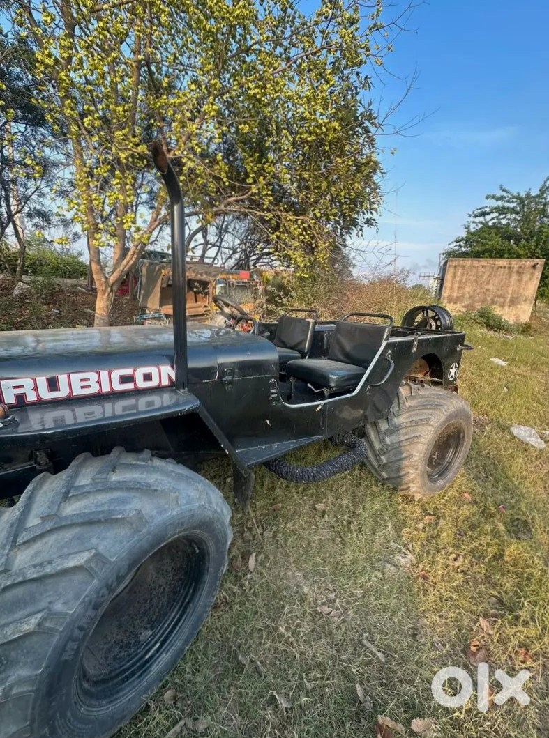 2020 Mahindra Jeep - Automatic