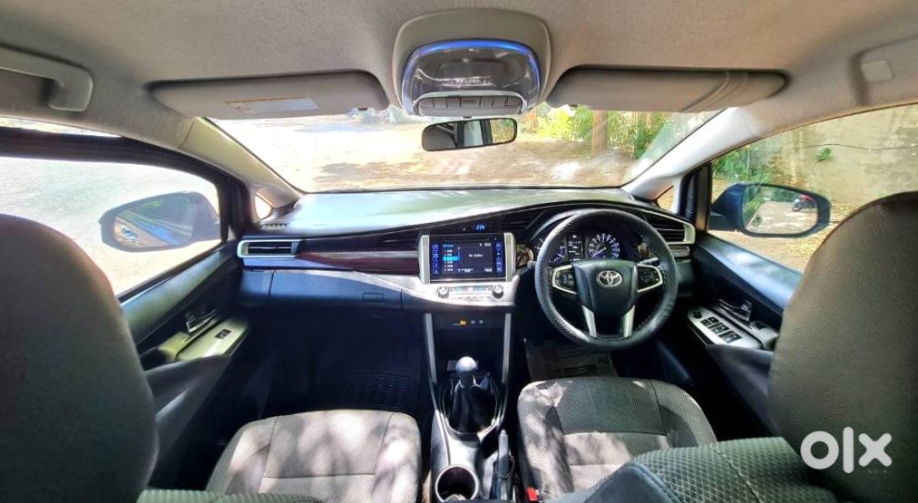 2014 Toyota Innova Crysta - Petrol