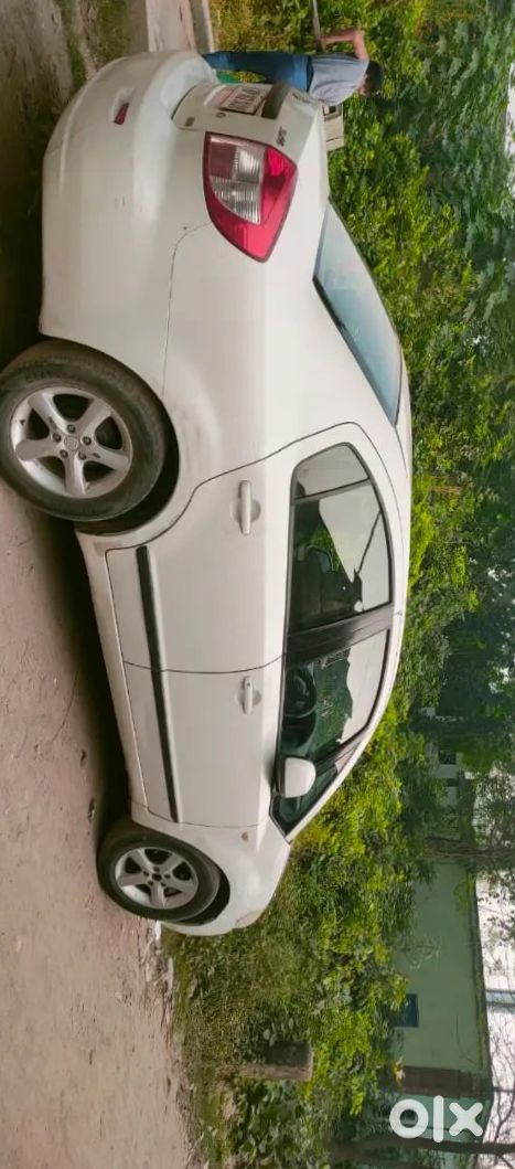 Urgent Maruti Sx4 2011
