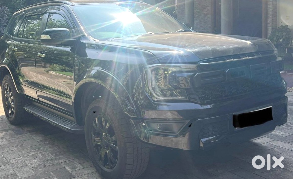 2018 Ford Endeavour - Sold
