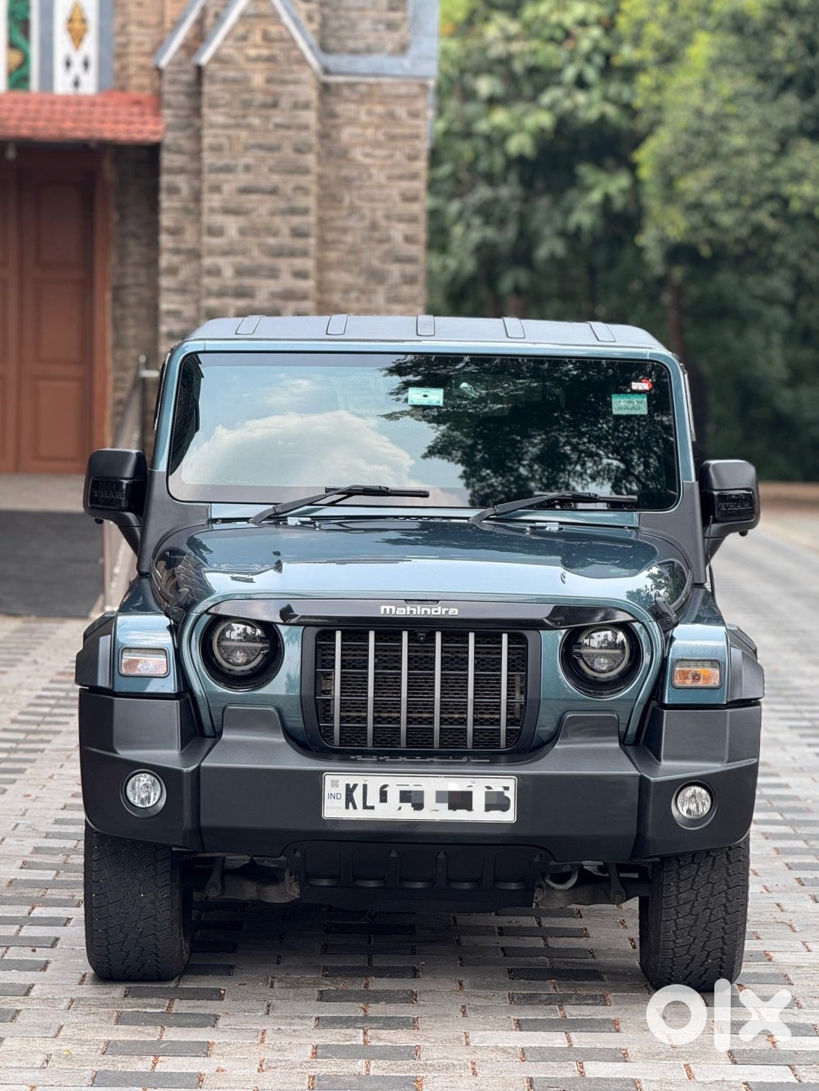 Thar 2023 Petrol Manual - Pristine