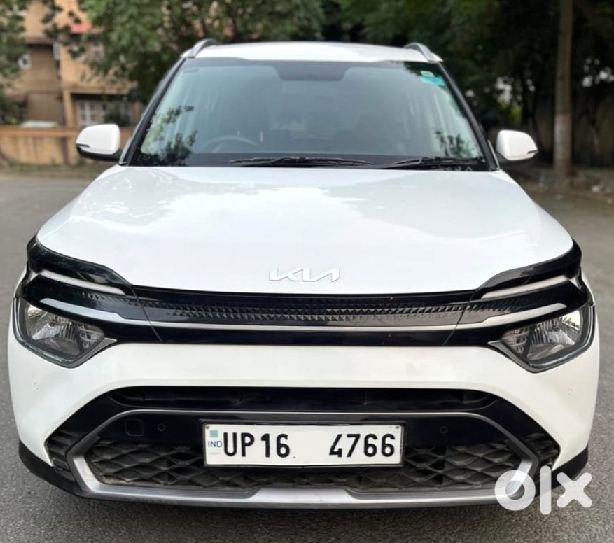 Kia Carens - 7 Seater Family Van