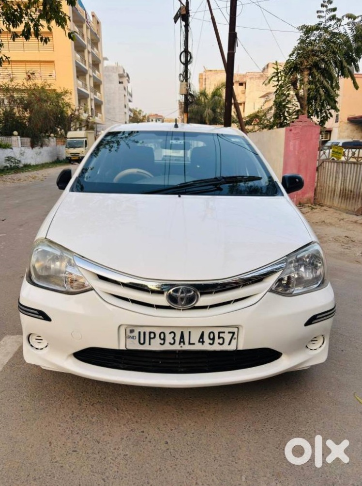 2016 Toyota Etios Liva Petrol