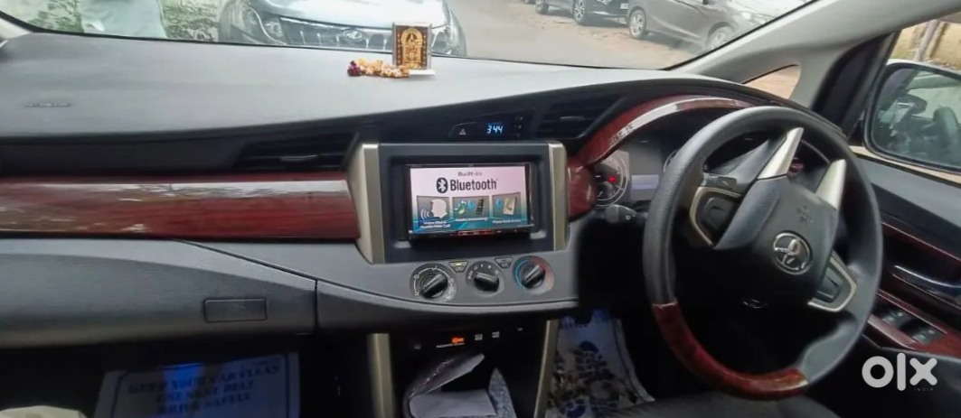 2025 Toyota Innova Crysta - Cng - Practically New