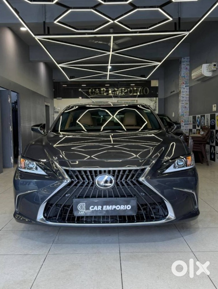 2024 Lexus Es - Luxury Electric