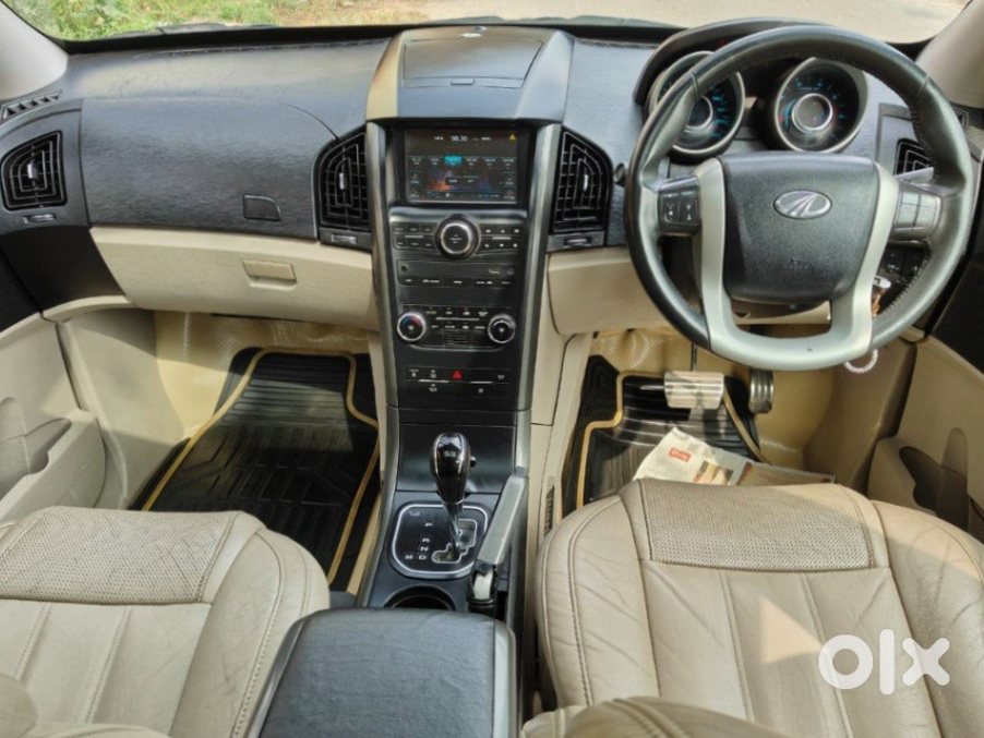 Mahindra Xuv500 2015 Petrol - Excellent Condition