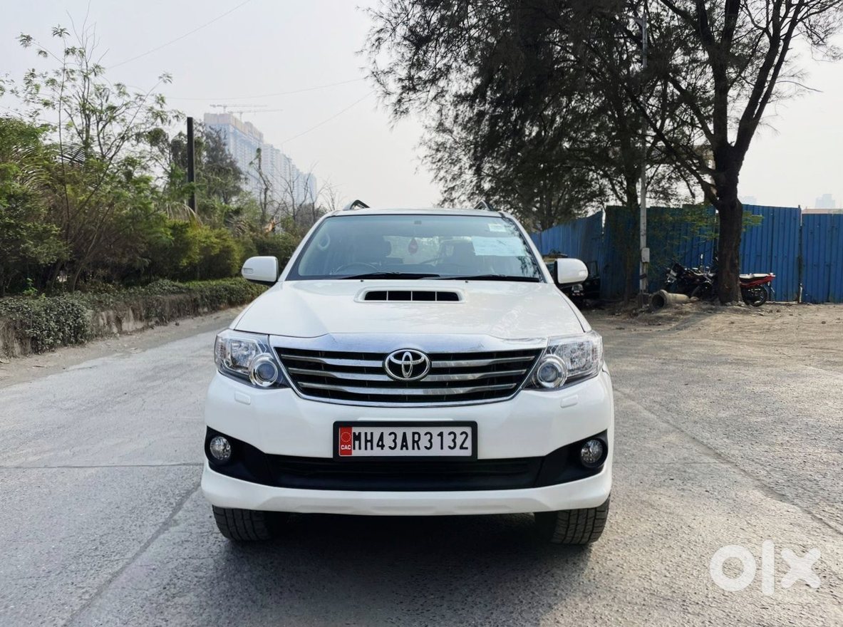 Toyota Fortuner 2021 Petrol - Premium Condition