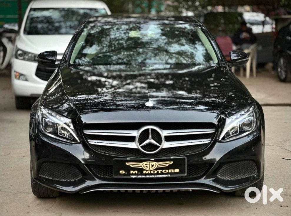 Mercedes C-class 2016 Must Sell