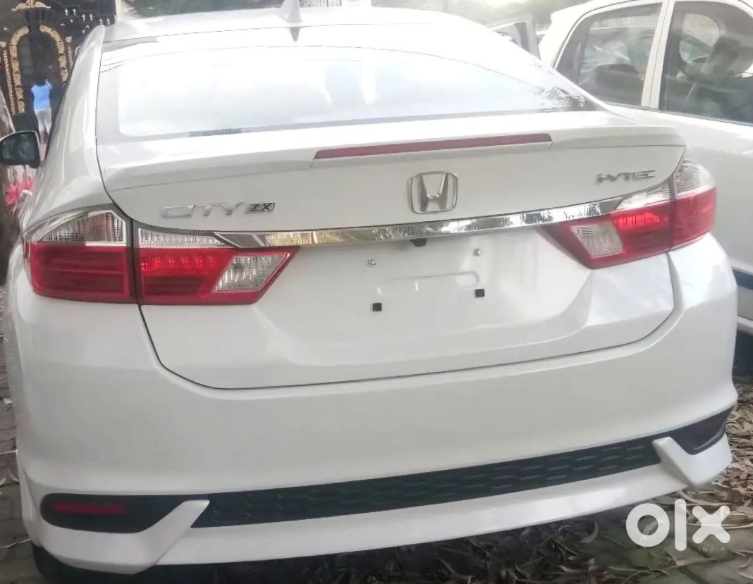 Honda City Zx 2022 Diesel Automatic - Pristine