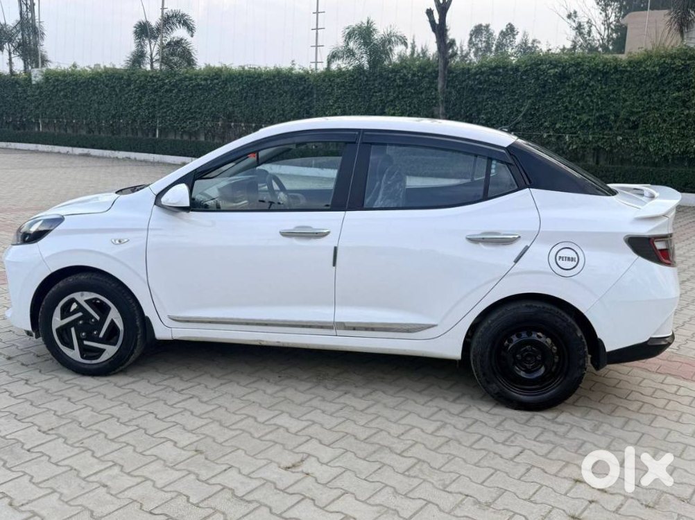 2018 Hyundai Aura Petrol