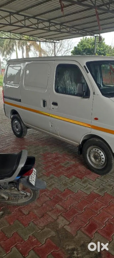 2010 Maruti Eeco - Family Car