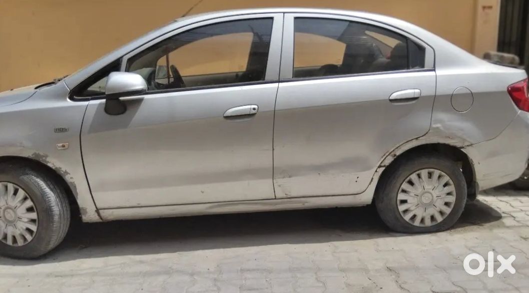 Urgent Sale - 2013 Sail U-va