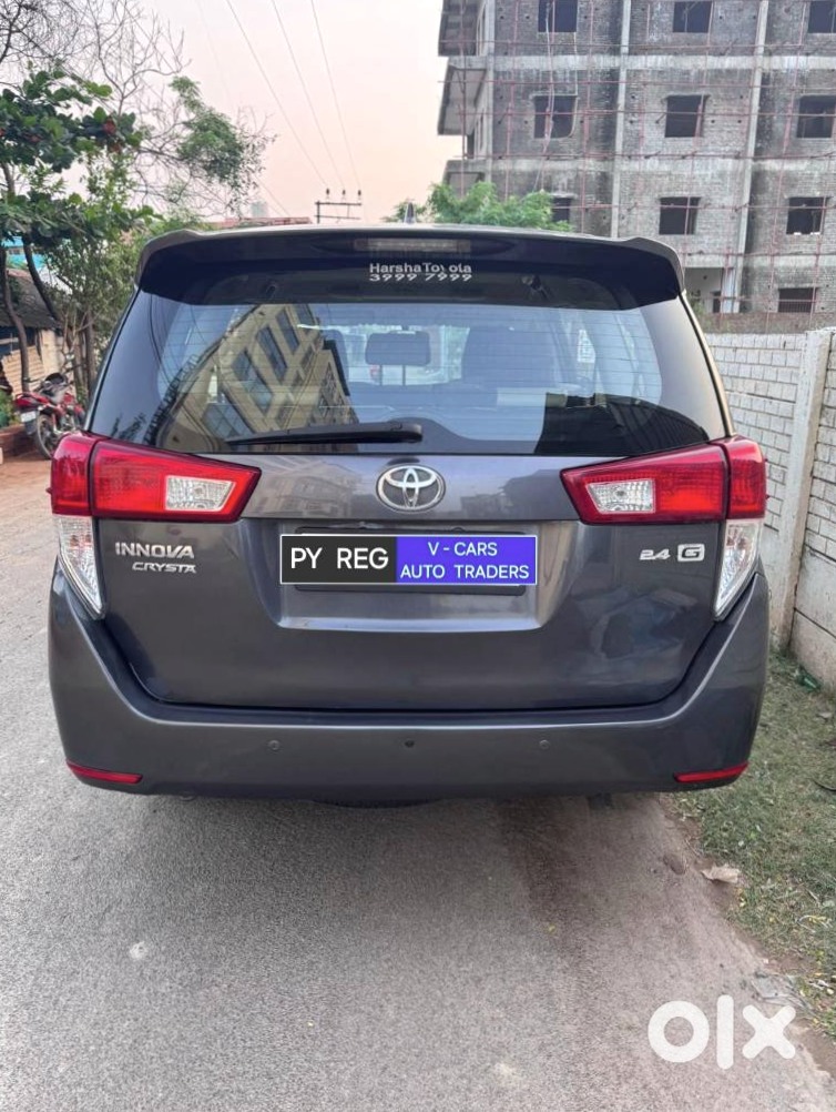 Toyota Innova Crysta 2016