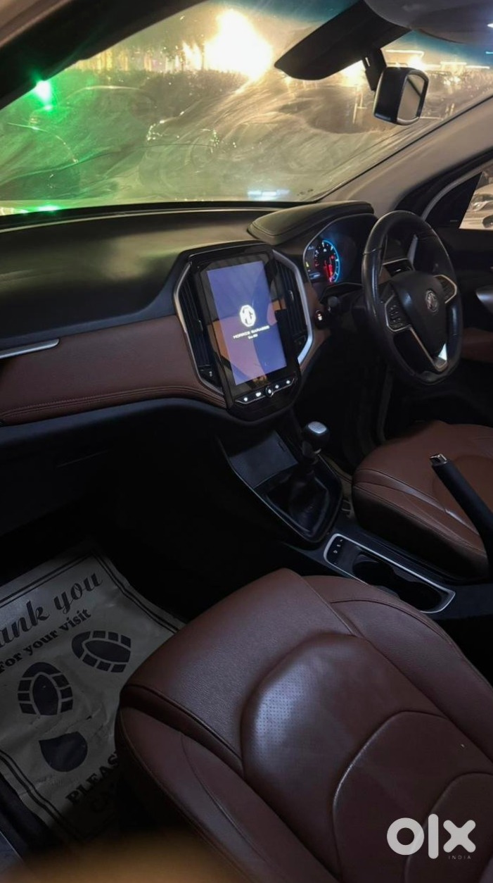 Mg Hector Plus 2024 - Almost New