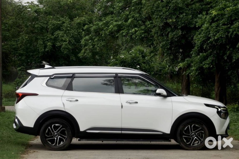 Kia Carens - Family Car