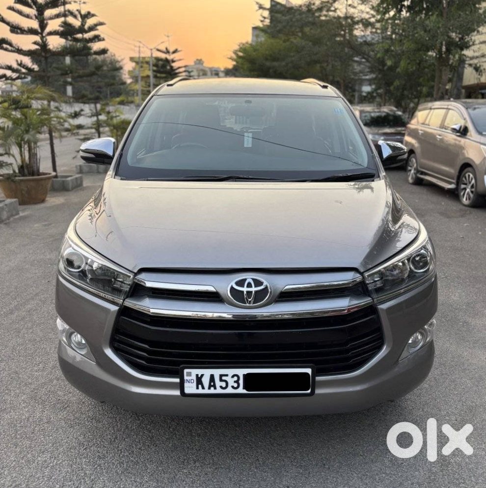 Toyota Innova Crysta 2019