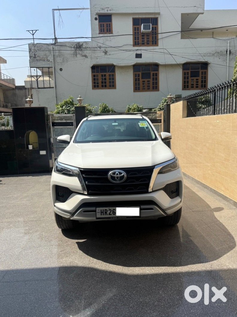 Toyota Fortuner 2023 Diesel