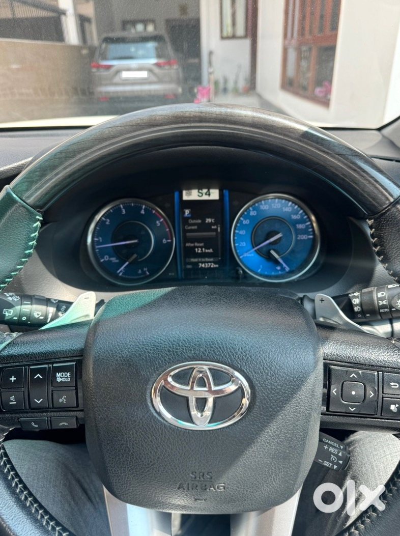 Toyota Fortuner 2023 Diesel