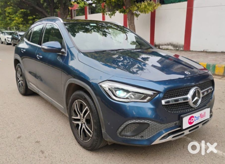 2016 Mercedes-benz Gla - Black Beauty