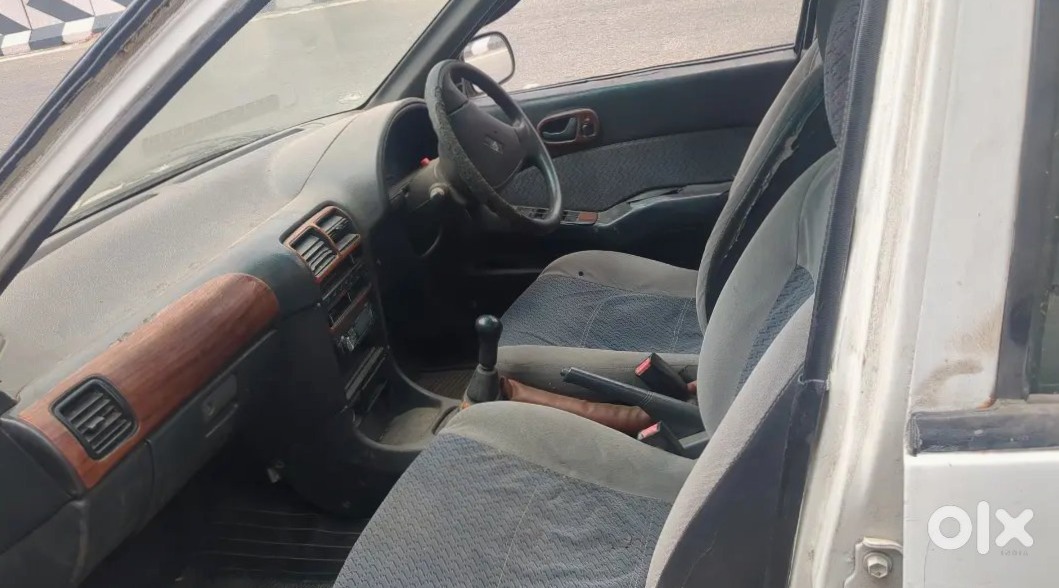 Maruti Suzuki Esteem 2008