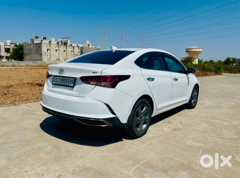 2013 Verna Petrol Manual - Good Condition