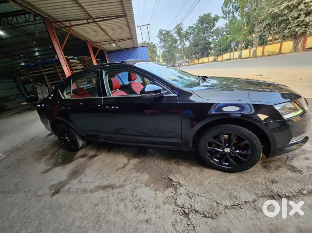 Skoda Octavia - Premium Sedan