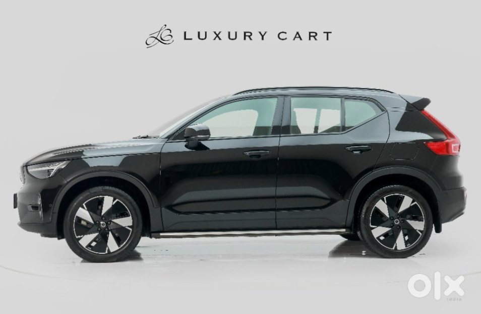 Volvo Ex40 2024 - Pristine Condition