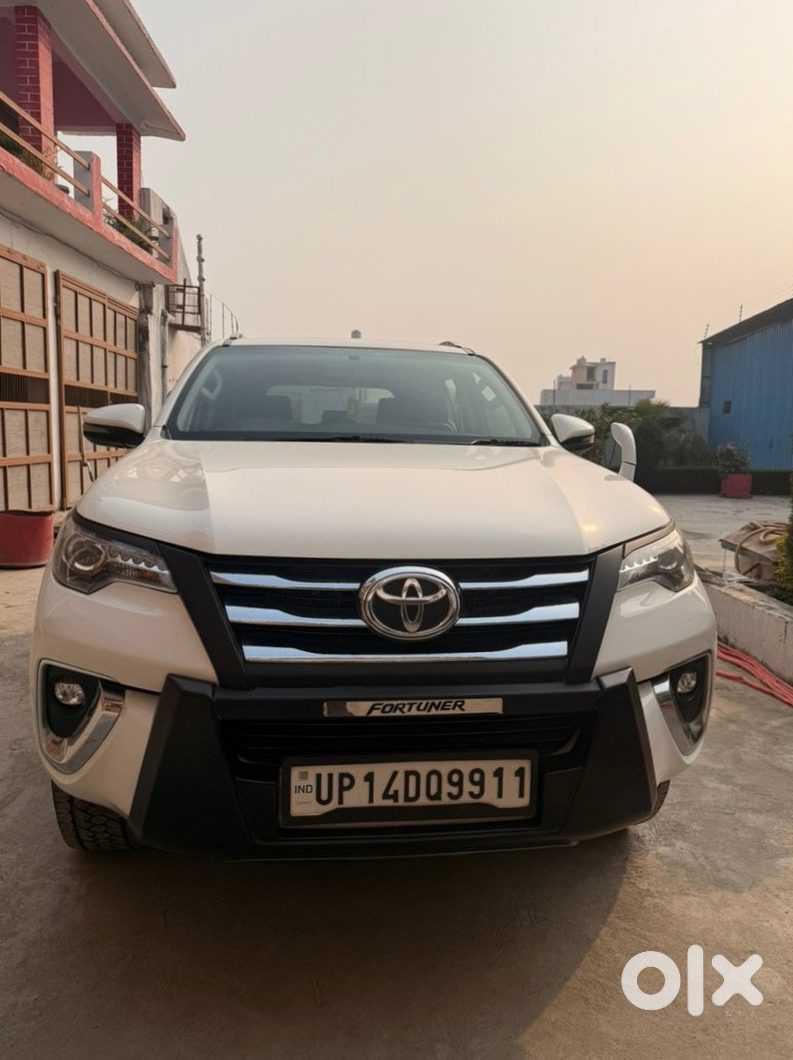 Urgent - Toyota Fortuner 2025 Petrol Manual