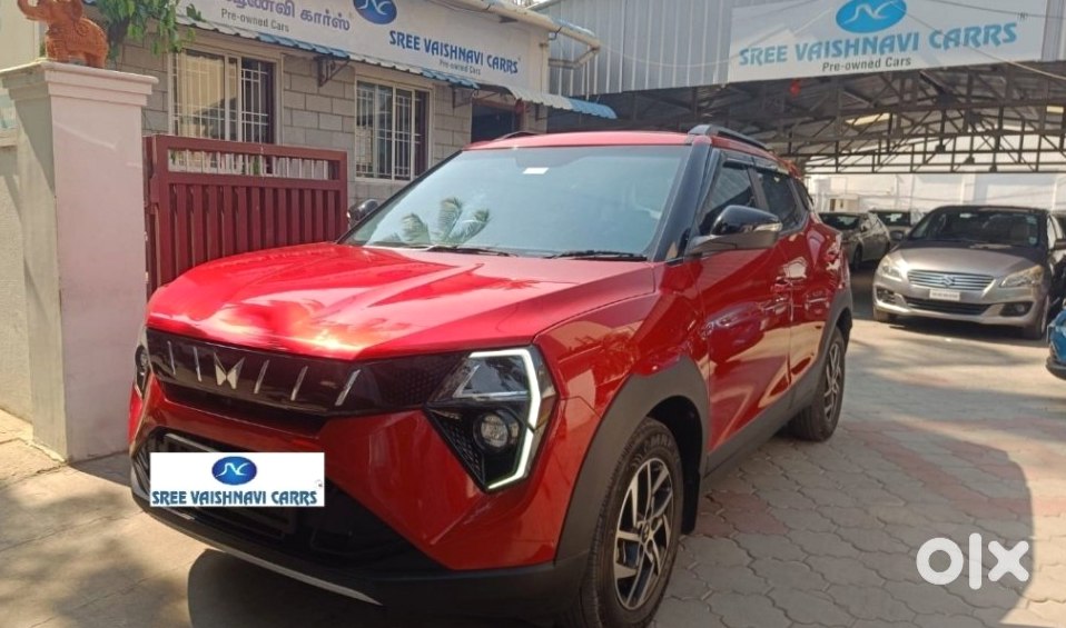 Mahindra Xuv 3xo 2025 - Almost New