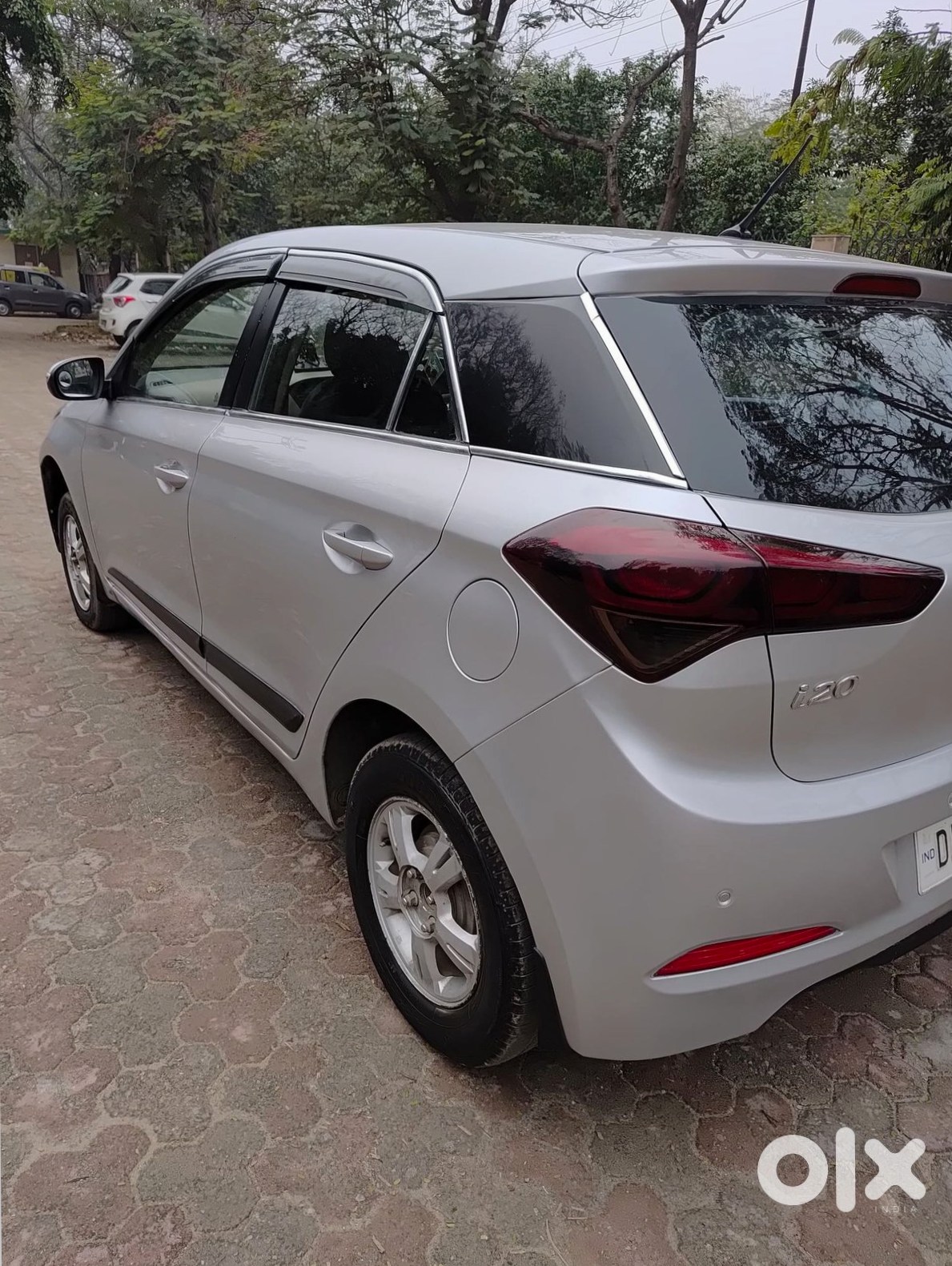 Urgent Sale - 2016 Hyundai Elite I20