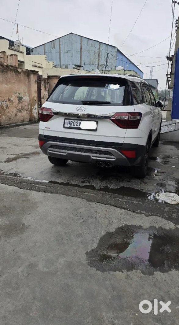 Hyundai Alcazar 2025 Diesel Manual