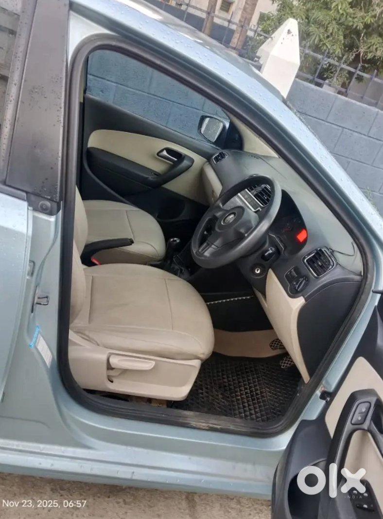 Volkswagen Polo 2014 Diesel - Shifting City