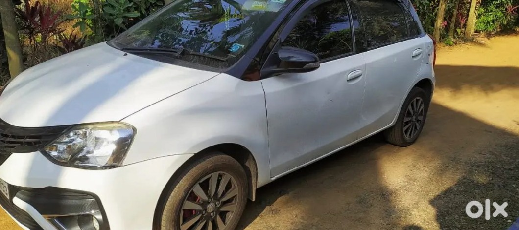 Toyota Etios Liva 2013