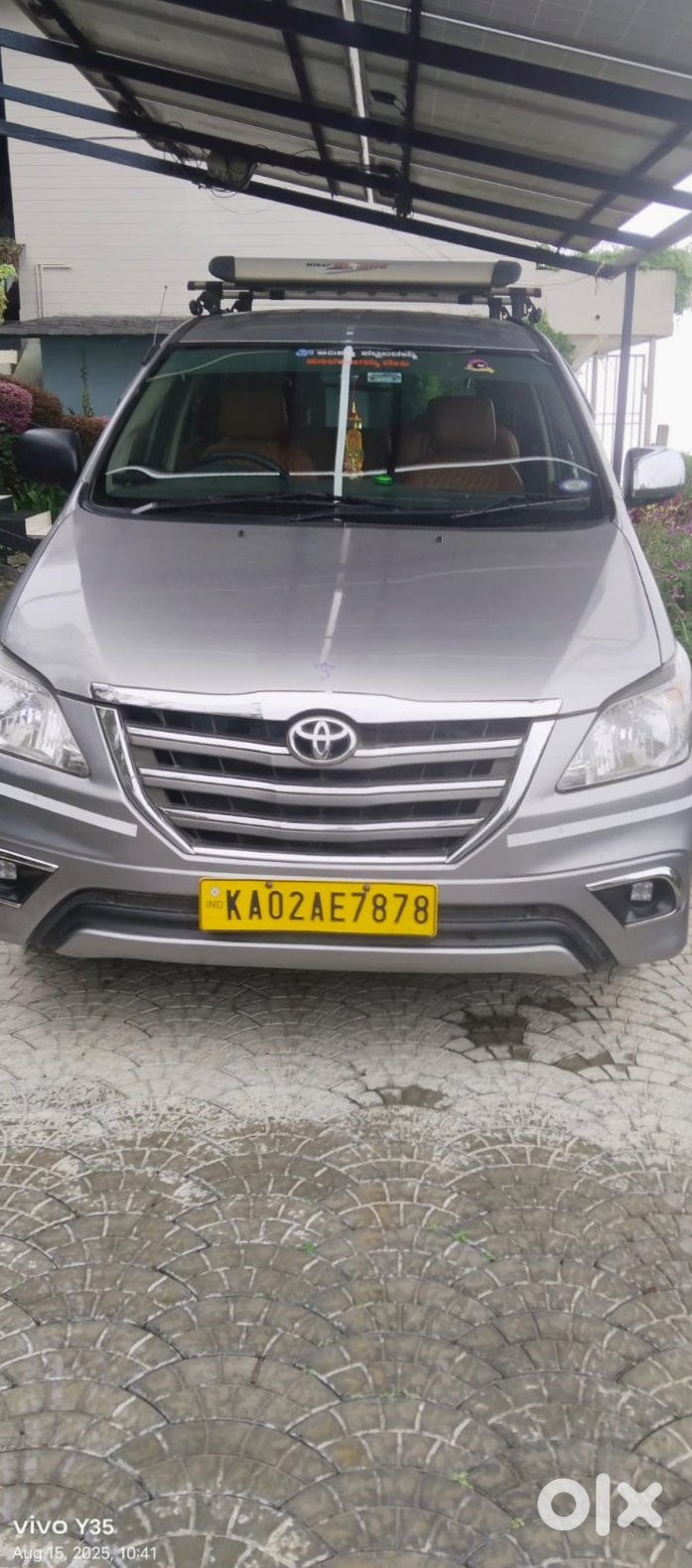 Toyota Innova 2011