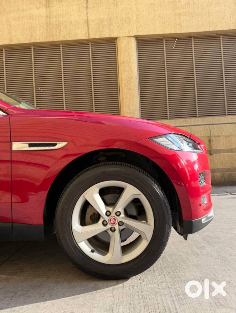 2021 Jaguar F-pace - Luxury Suv