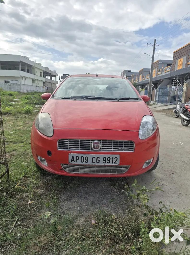 Urgent Sale - 2011 Fiat Punto