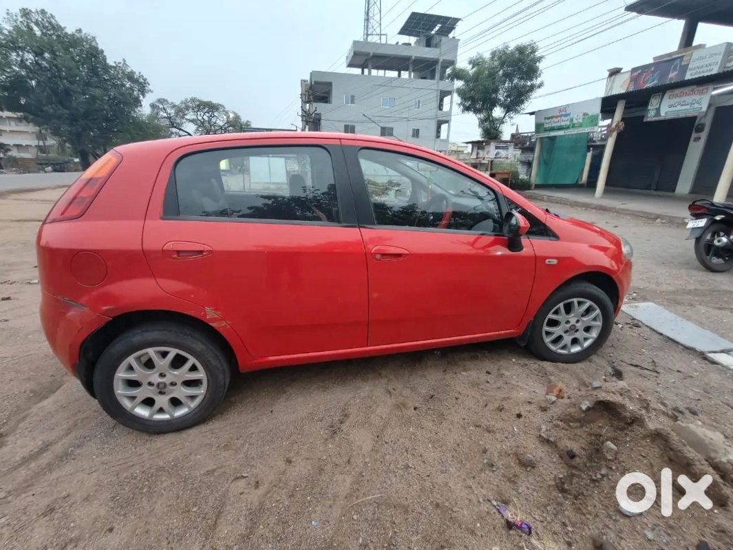 Urgent Sale - 2011 Fiat Punto