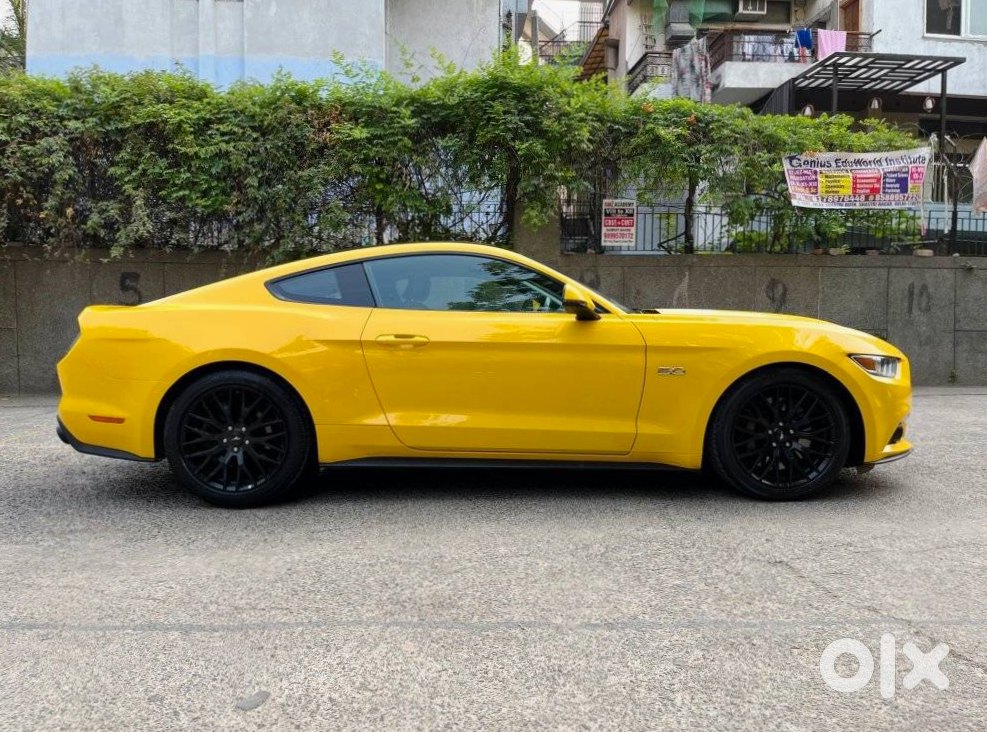 Ford Mustang 2018 - Must Sell