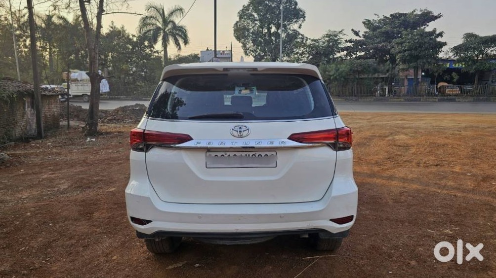 Toyota Fortuner 2011 Auto