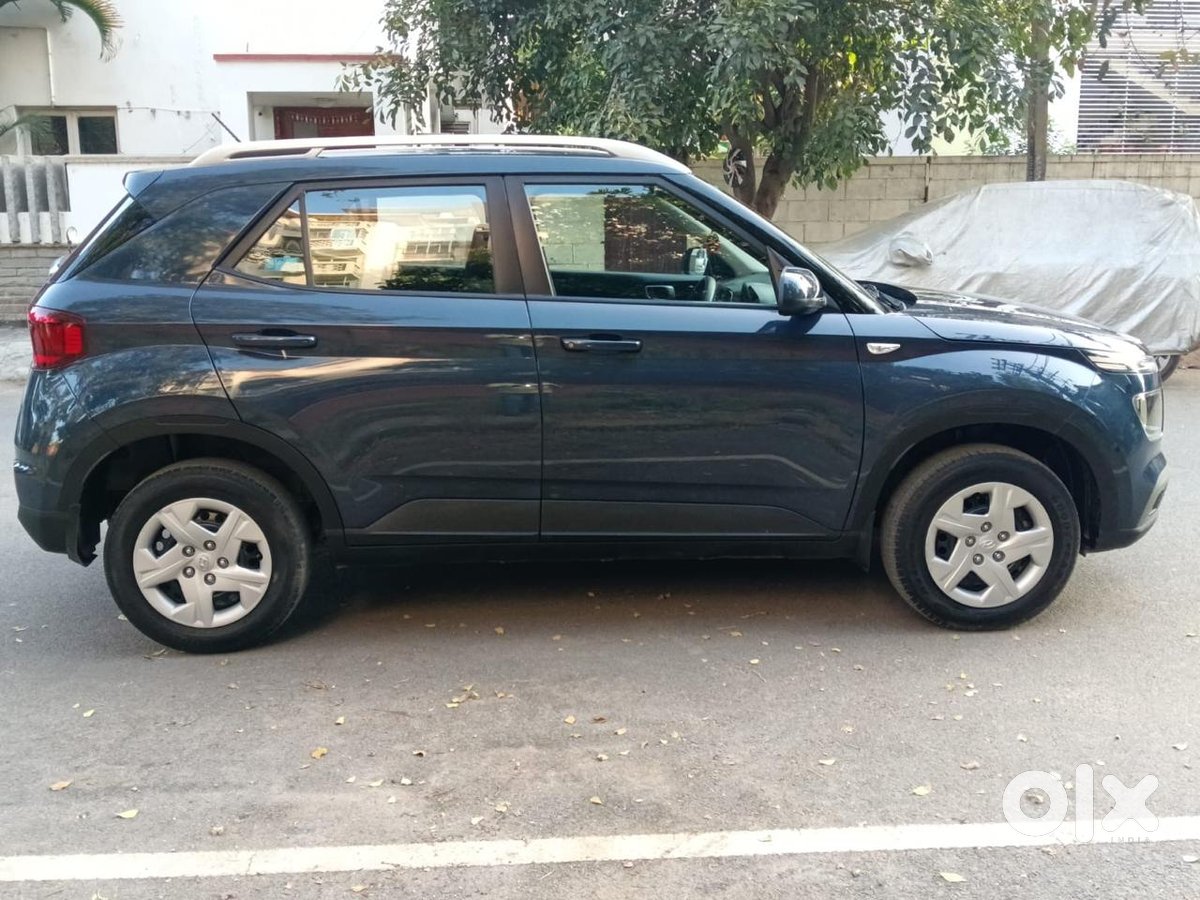 2017 Hyundai Venue - Old Delhi Registered