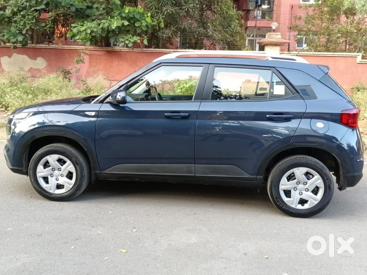 2017 Hyundai Venue - Old Delhi Registered