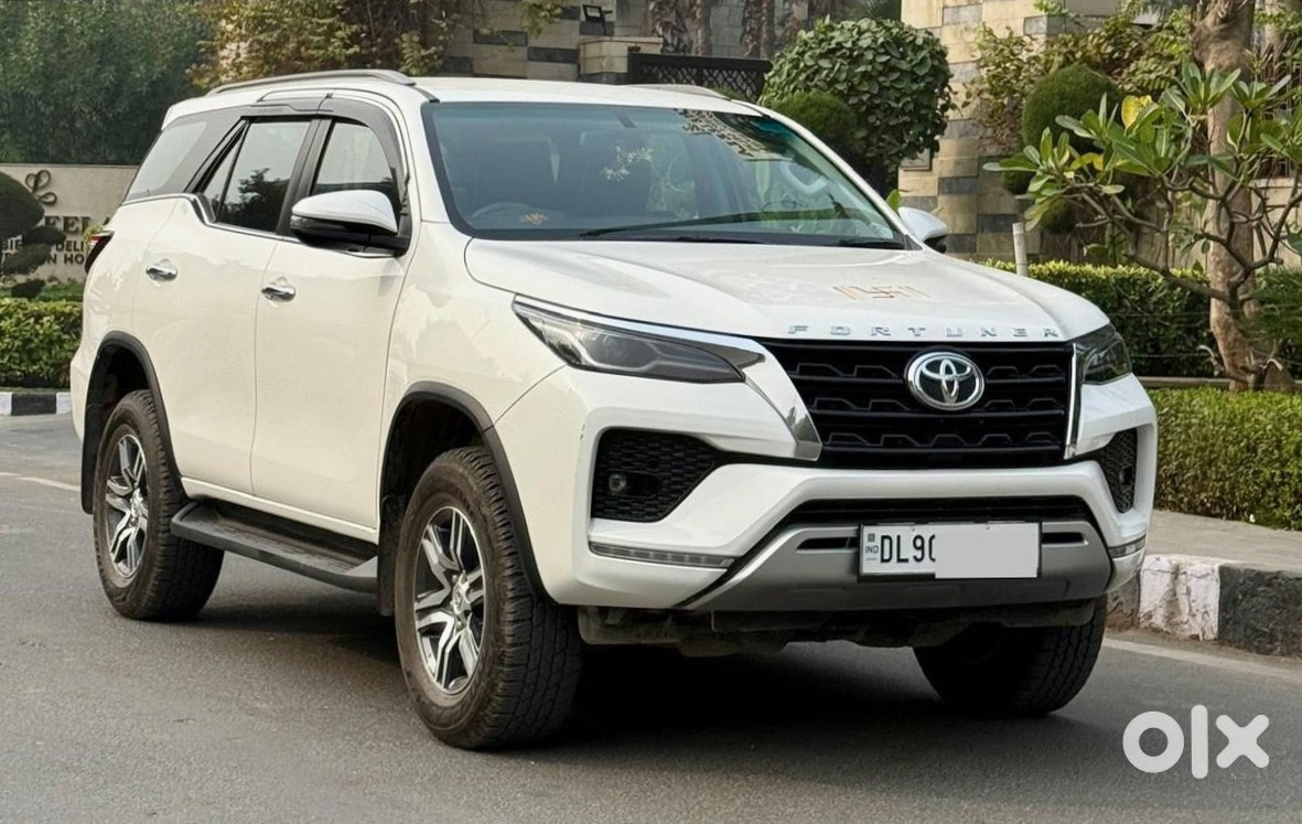 Toyota Fortuner 2011