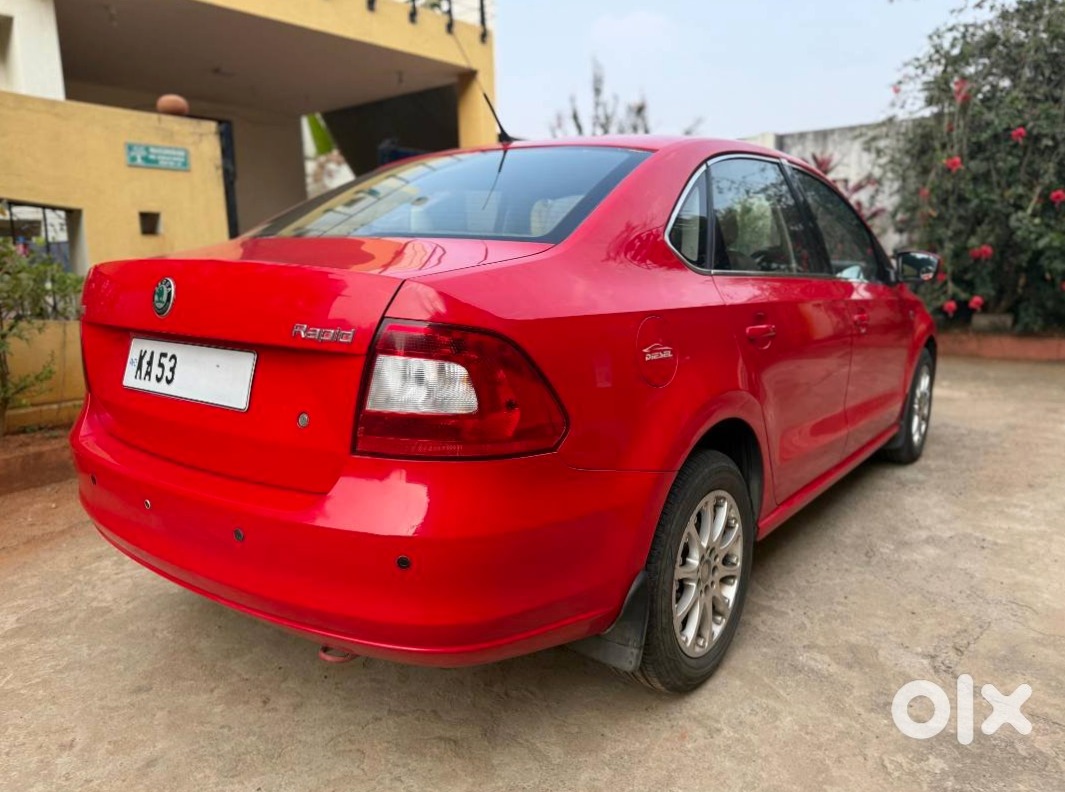 Skoda Rapid Cng - Going Abroad Urgent